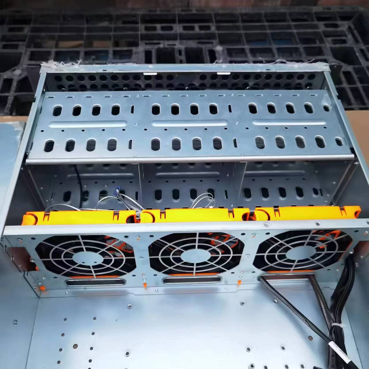 Obudowa serwera rackowego 4U,  – 8 Gpu 4U Server Chassis recenzja i cena