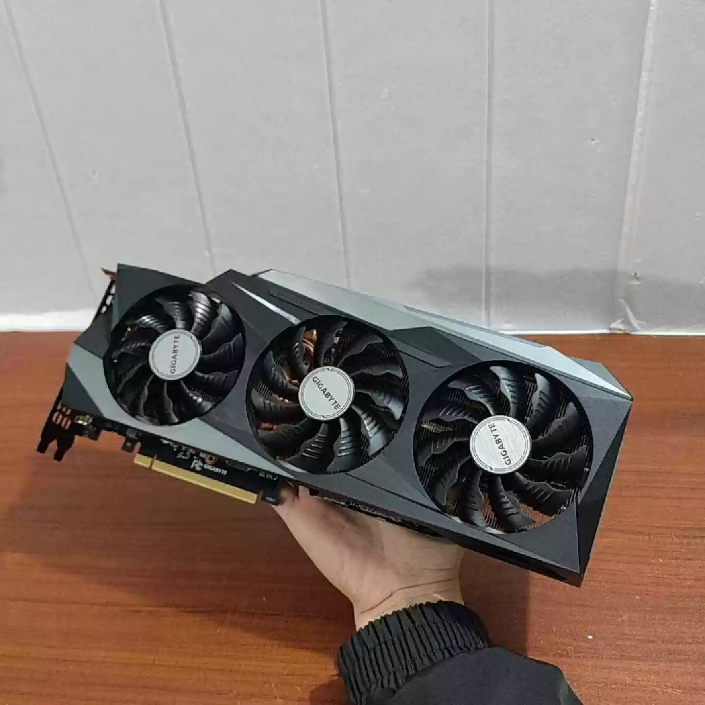 Karta graficzna RTX 3090 24GB  – Rtx 3090 24Gb Graphics Card recenzja i cena